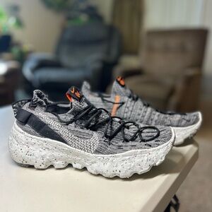 Nike Space Hippie Sustainable Knit Sneakers Men’s Size 9.5 Grey